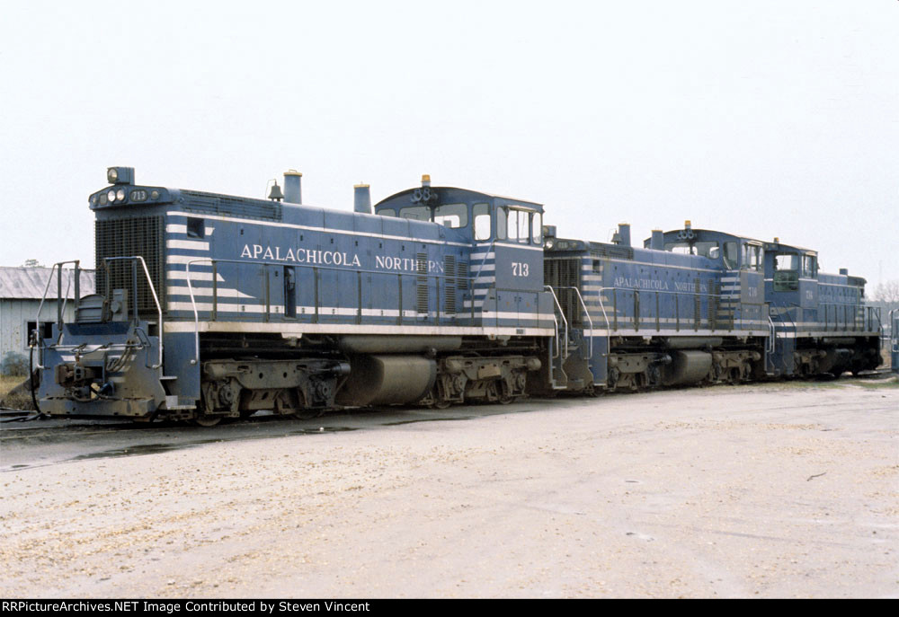 Apalachicola Northern SW1500's #713, #716, #714.